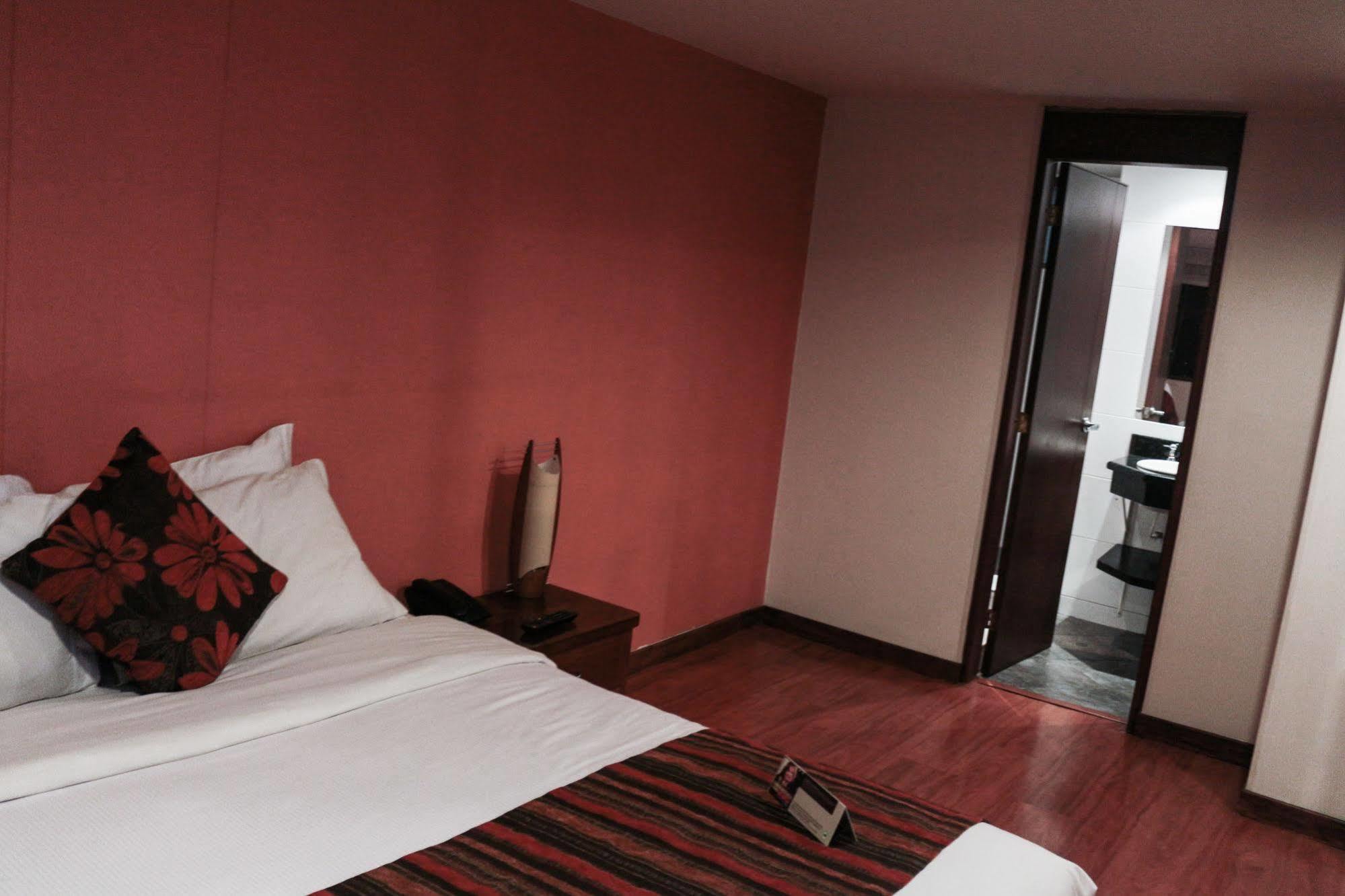 Hotel Confort 80 Zona Rosa Bogotá Zewnętrze zdjęcie